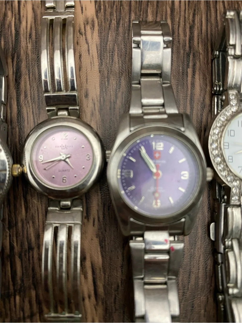 Mixed Lot of Five vintage Silver-Tone Ladies Wristwatches with Pastel Dials